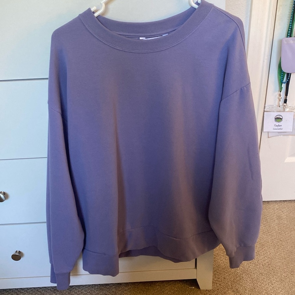 Athleta crewneck